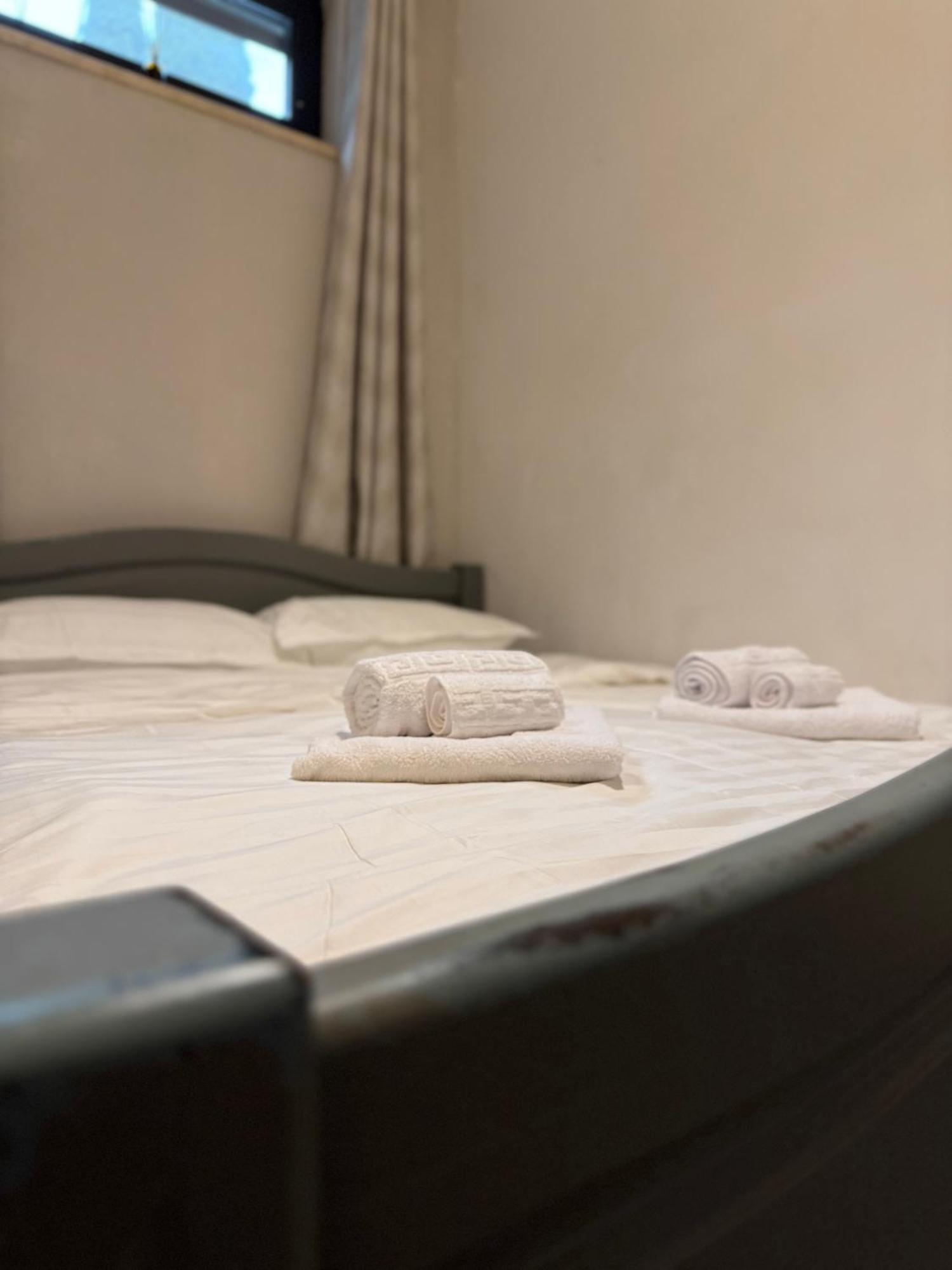 Apartament Ultra Central سيفِسوارا المظهر الخارجي الصورة